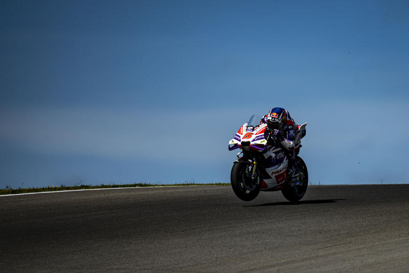 PORTUGUESE GP – JOHANN DA OTTAVO A QUARTO NEGLI ULTMI DUE GIRI, DOMENICA DIFFICILE PER MARTIN