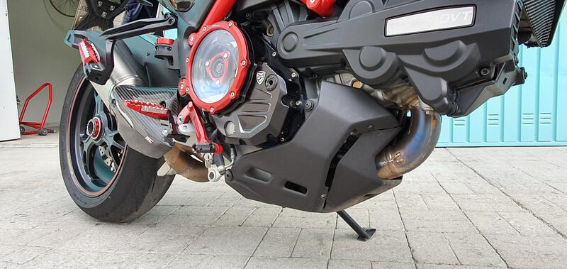 Carter trasparente per frizioni a olio Ducati