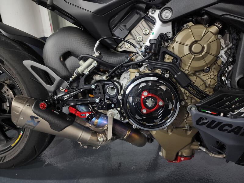 Clear oil bath clutch cover Ducati Streetfighter V4 - Bicolor