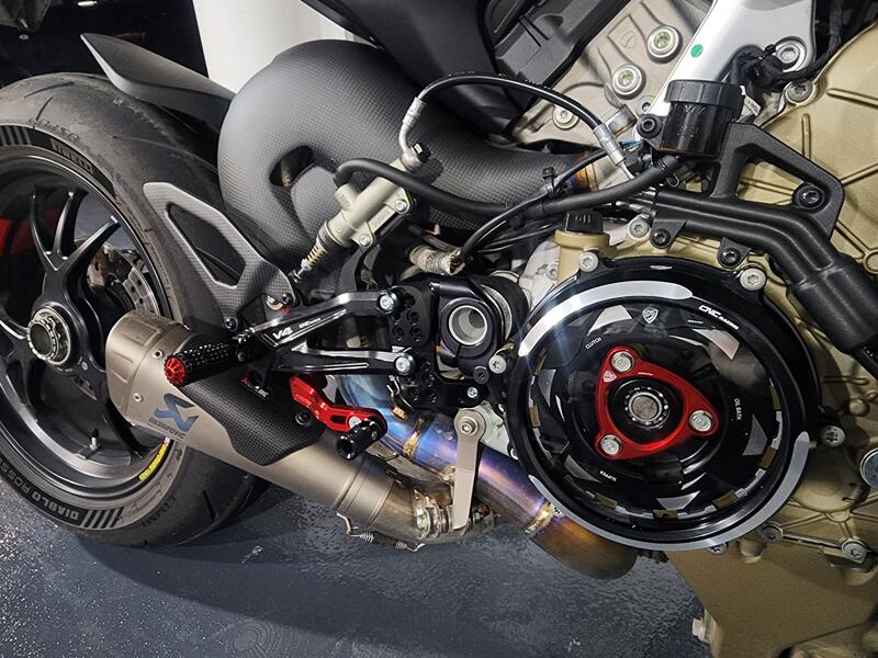 Clear oil bath clutch cover Ducati Streetfighter V4 - Bicolor