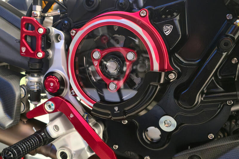 Slider protezione cover frizione – Ducati V2 MY2025 (per cover trasparente CNC Racing CA511)