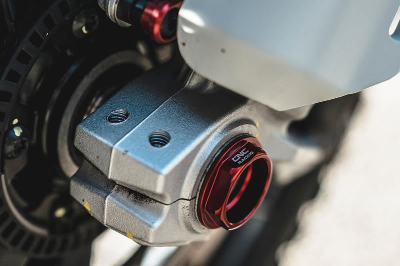 Dado perno ruota anteriore Ducati