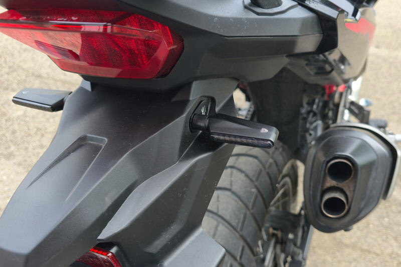 Frecce sequenziali a LED in alluminio "Wing" - indicatori di direzione omologati