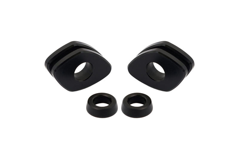 Indicatori di direzione - adattatori per frecce anteriori