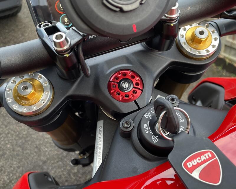 Ghiera di sterzo per Ducati Panigale V2 MY2025 e Streetfighter V2 MY2025