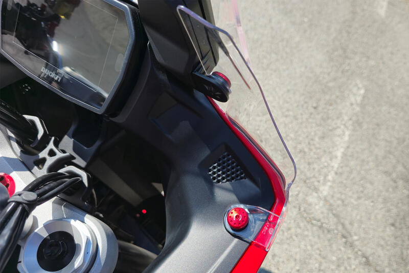 Kit viti deflettori laterali Ducati Multistrada V2 MY2025