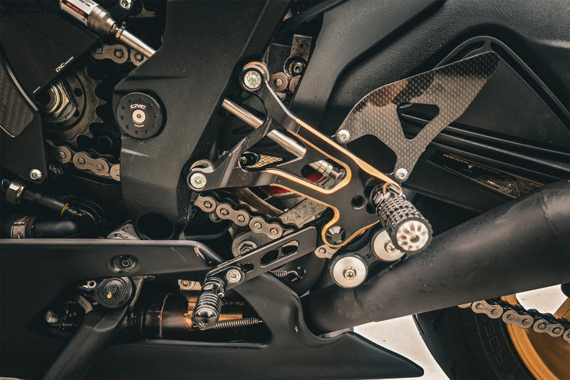 Adjustable rear sets MV Agusta - Bicolor