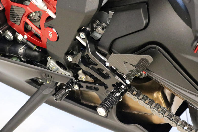 Adjustable rear sets MV Agusta