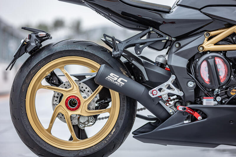 Pedane regolabili MV Agusta - limited edition