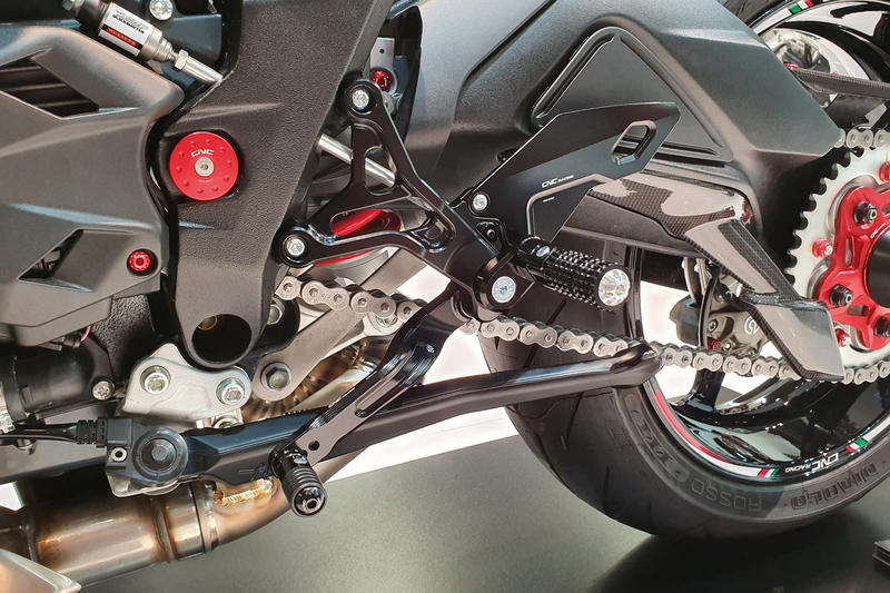 Adjustable rear sets MV Agusta