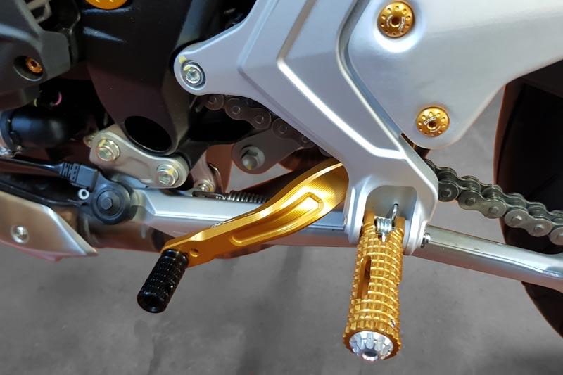 GEAR/REAR BRAKE PEDALS MV AGUSTA BRUTALE