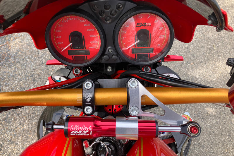 Triple clamps - Top yoke