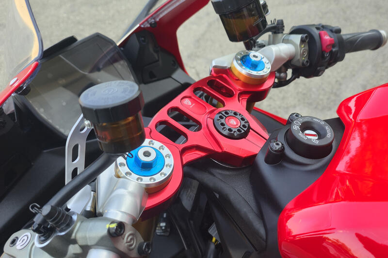 Piastre di sterzo Ducati Panigale V2 MY2025 - Superiore