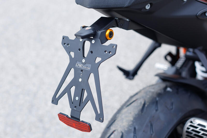 Portatarga regolabile KTM Super Duke 1390 R