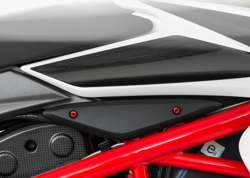 Screws side panels and tail Ducati Hypermotard/Hyperstrada 821/939