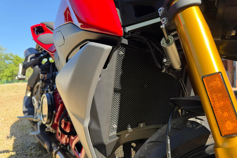 Griglia radiatore Ducati Streetfighter V2 MY2025