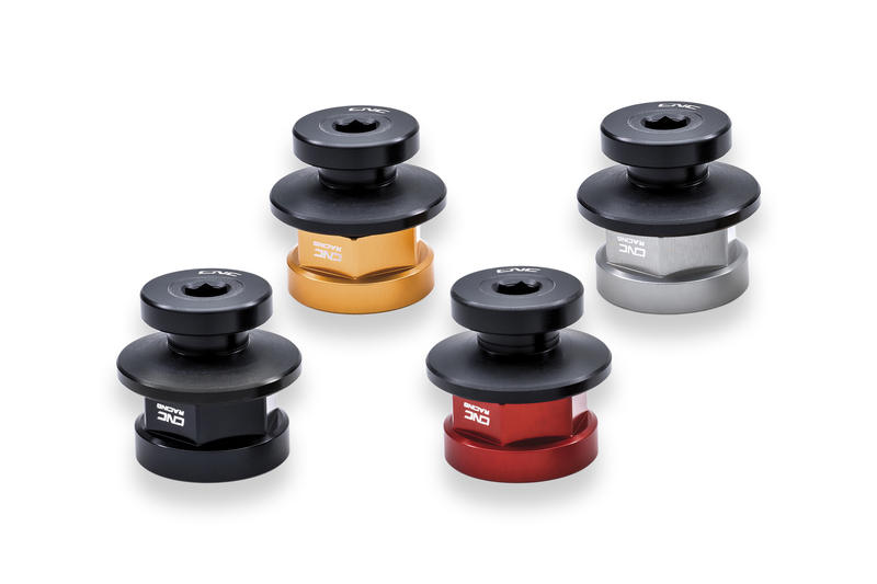 Dadi ruota posteriore Ducati  con supporto cavalletto