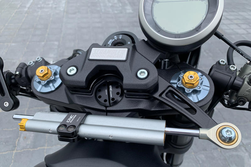 SUPPORTO AMMORTIZZATORE DI STERZO Ducati Scrambler