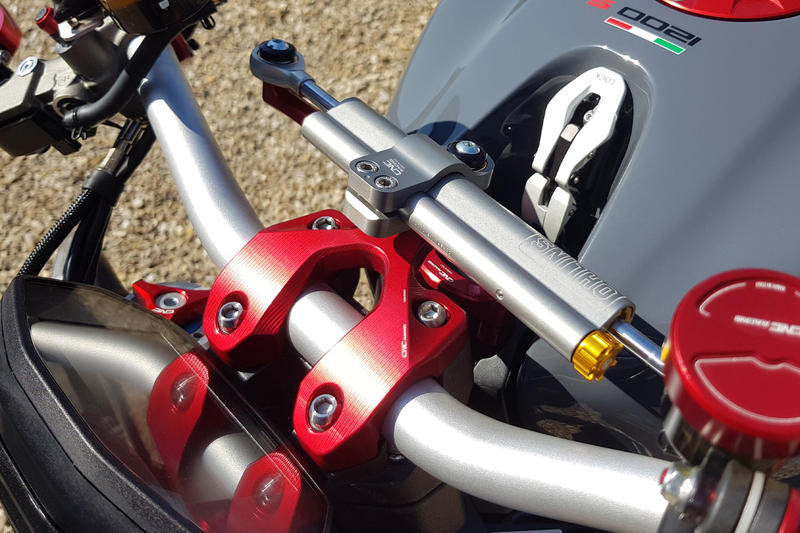 Supporto ammortizzatore di sterzo - Riser superiore Ducati Monster 1200