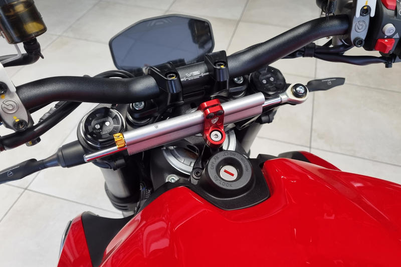 Steering damper Kit Ducati Streetfighter V4 and V2 - Ohlins