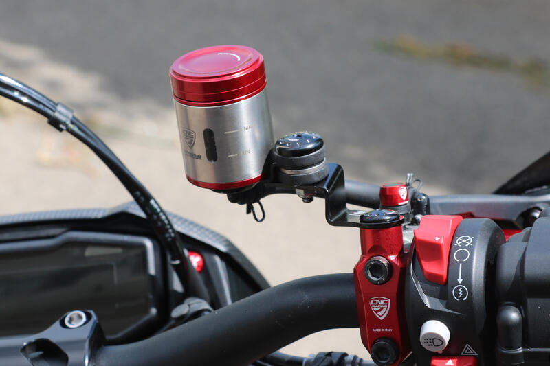 Serbatoio olio 25 ml per freno anteriore - Titanio