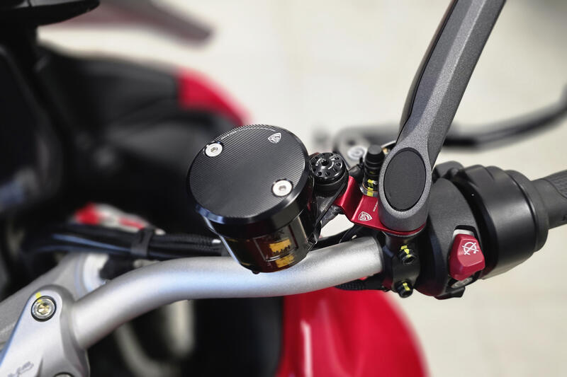 Kit staffe serbatoio fluido freno e frizione Ducati Multistrada V4 - Multistrada V2 MY 2025