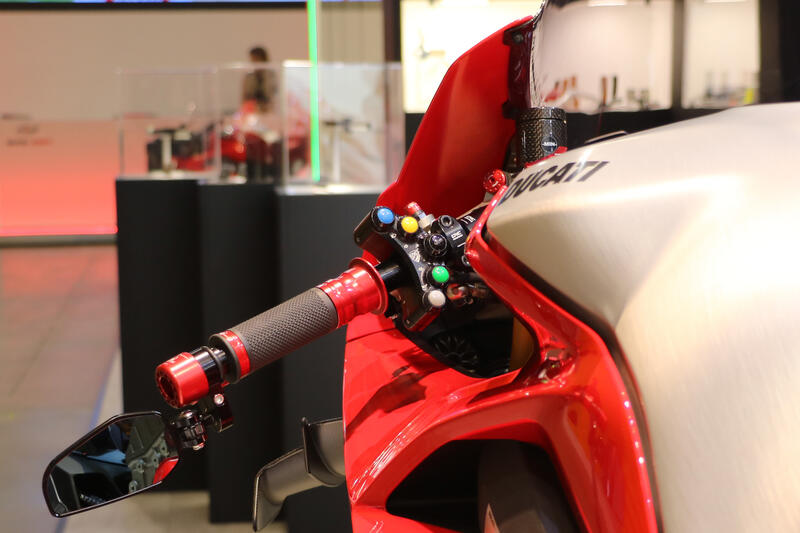 Pulsantiera sinistra - Versione stradale