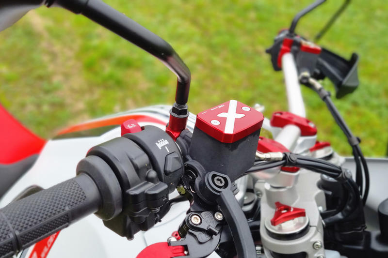 Tappo serbatoio fluido freno anteriore Ducati DesertX