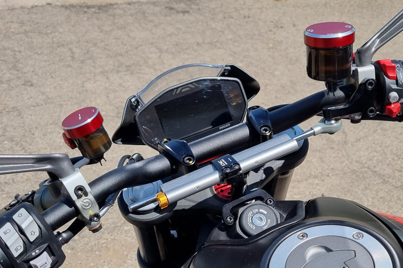 Tappo serbatoio fluido frizione M34x4 - BICOLOR