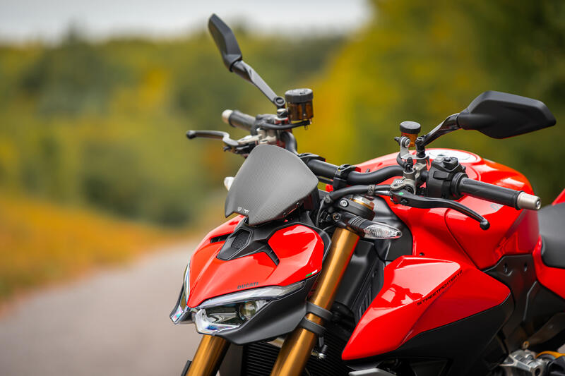 Cupolino in carbonio per Ducati Streetfighter V2 MY2025