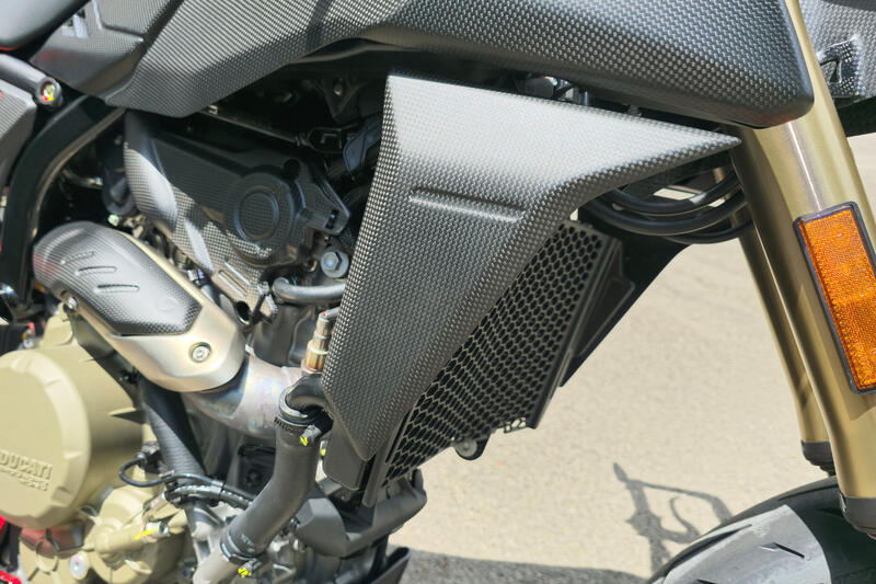 Water cooler side covers Ducati Hypermotard 698 Mono - Carbon
