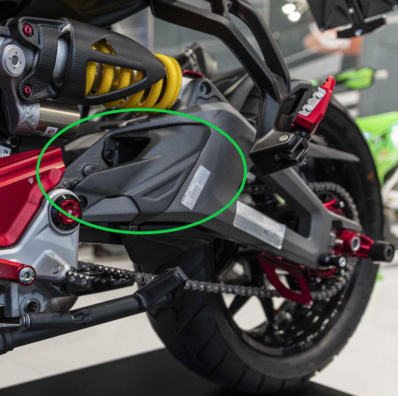 Swingarm cover in carbon for Ducati Multistrada V2 MY2025
