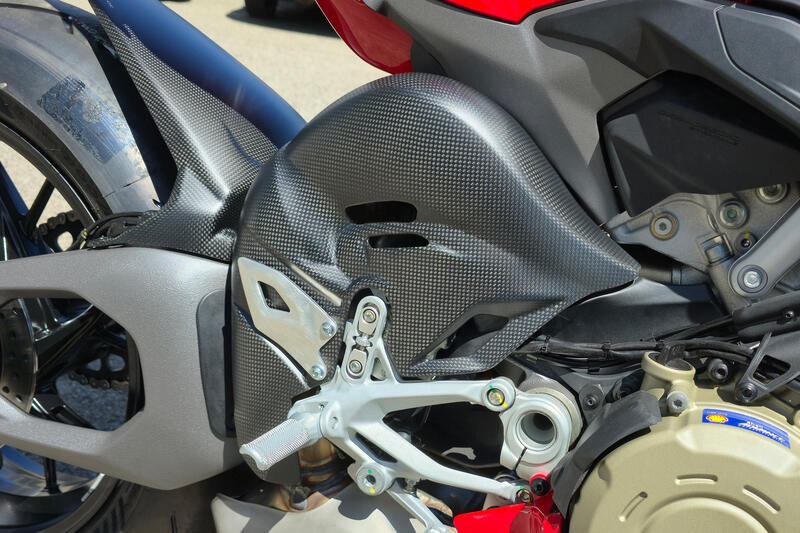 Exhaust pipes heat guard Ducati Panigale V4 - Carbon