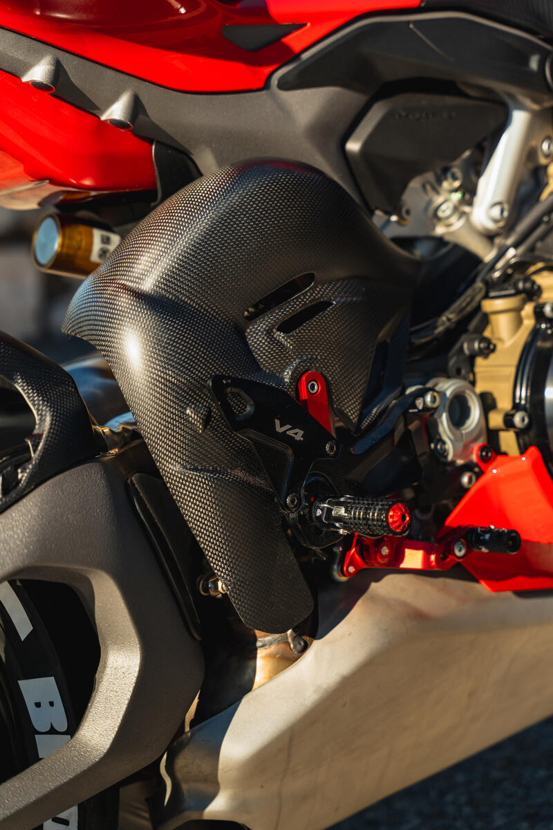 Paracalore collettori Ducati Panigale V4 in carbonio