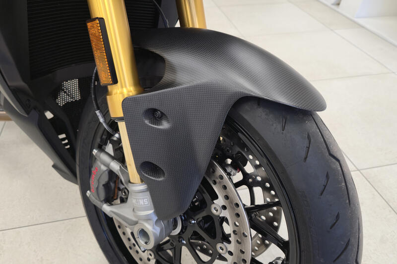 Parafango anteriore in carbonio per Ducati Panigale V2 e Streetfighter V2 MY2025