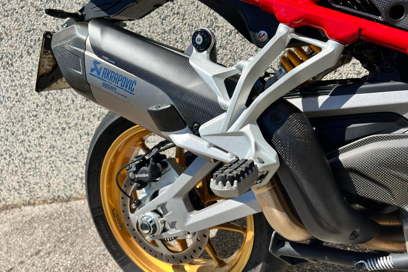 Paracalore Terminale Akrapovic Full System Ducati Multistrada V4 - Carbonio