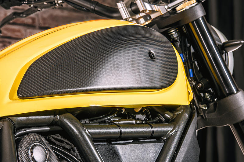 Side cover fuel tank Ducati Scrambler  - matt carbon