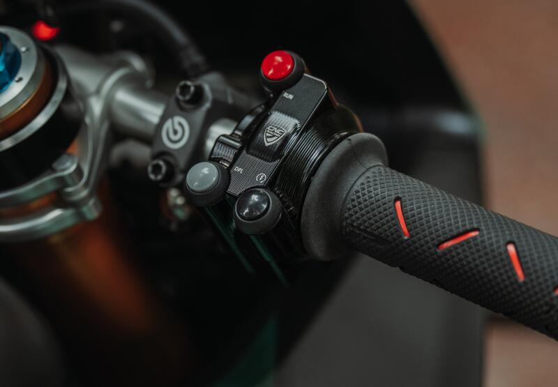 Pulsantiera destra integrata comando acceleratore Ducati Panigale V4