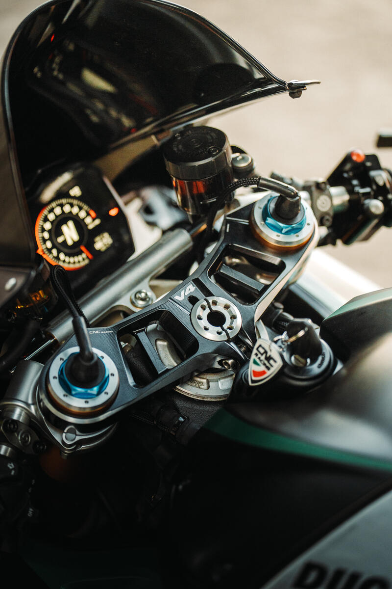Triple clamps Ducati Panigale V4 - Top yoke