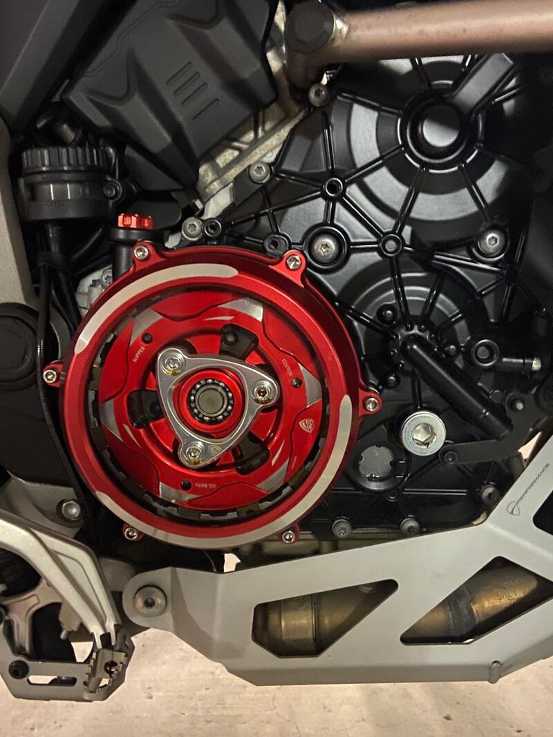 Clear oil bath clutch cover Ducati Multistrada and Diavel V4 - Bicolor