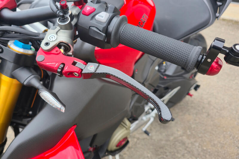 Leva frizione Race EVO Pieghevole in Carbonio Lucido per pompe frizione semi-radialli Brembo Rosso