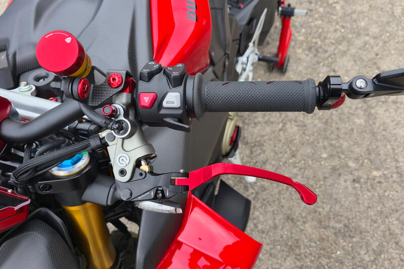 Leva frizione RACE EVO Pieghevole Per Pompe Frizione Brembo Semi-Radiali Rosso/Nero