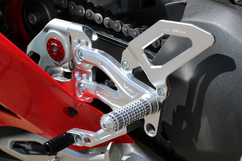 Adjustable rear sets RPS Ducati Panigale V4 - EASY Argento