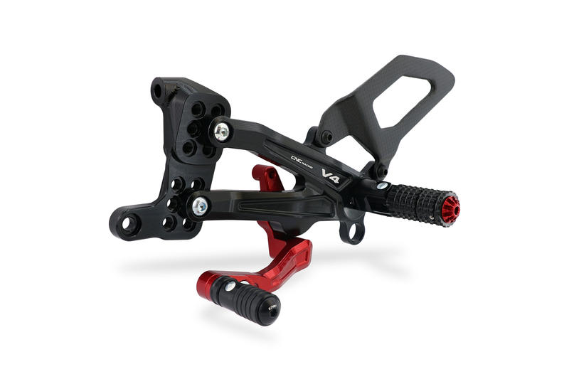 Adjustable rearsets Ducati Streetfighter V4 Carbon Nero/Rosso