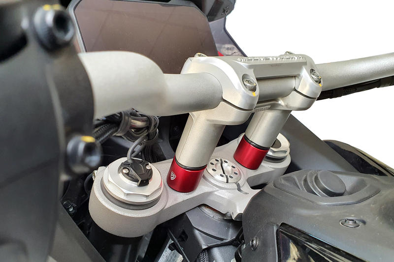 Alzamanubrio H 30mm Ducati Multistrada V4 per riser OEM Rosso